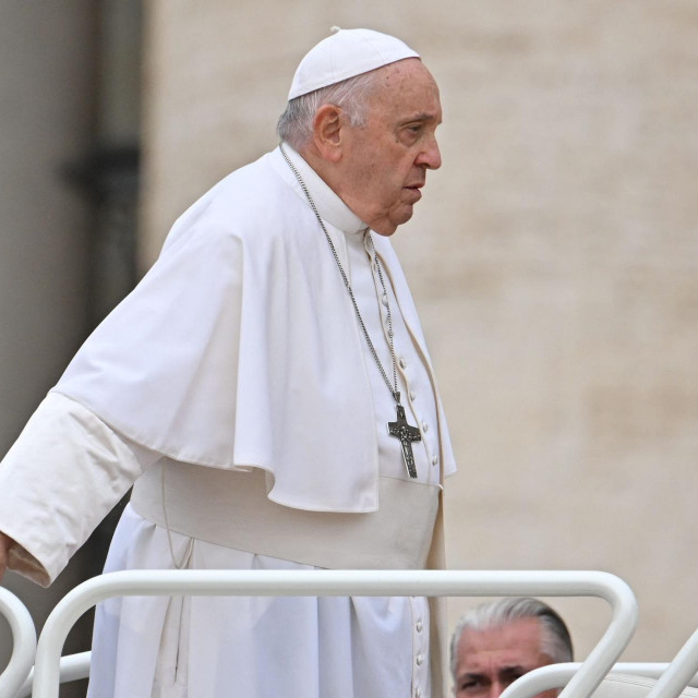 Za sada to nije sukob različitih vjera jer, da jest, tada bi se glasnije čuo apel pape Franje kako broj žrtava raste, a situacija u Gazi je strašna