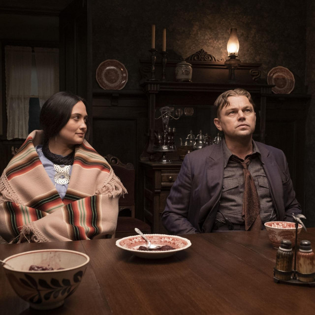 Lily Gladstone i Leonardo DiCaprio u filmu ”Ubojice cvjetnog mjeseca”