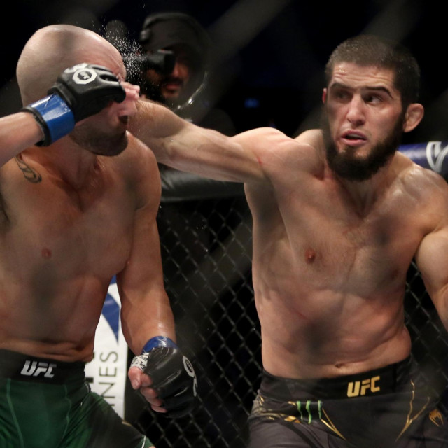 Islam Makhachev vs. Alexander Volkanovski 