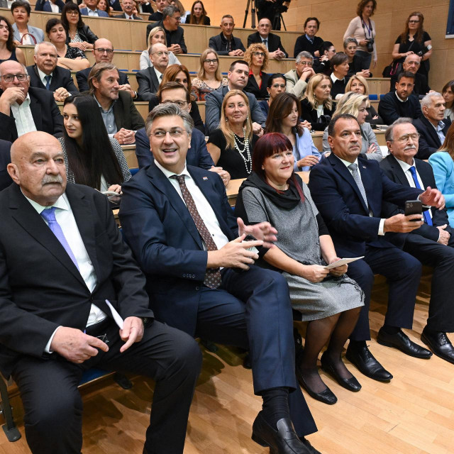 Na fotografiji: Velimir Šimunić i Andrej Plenković