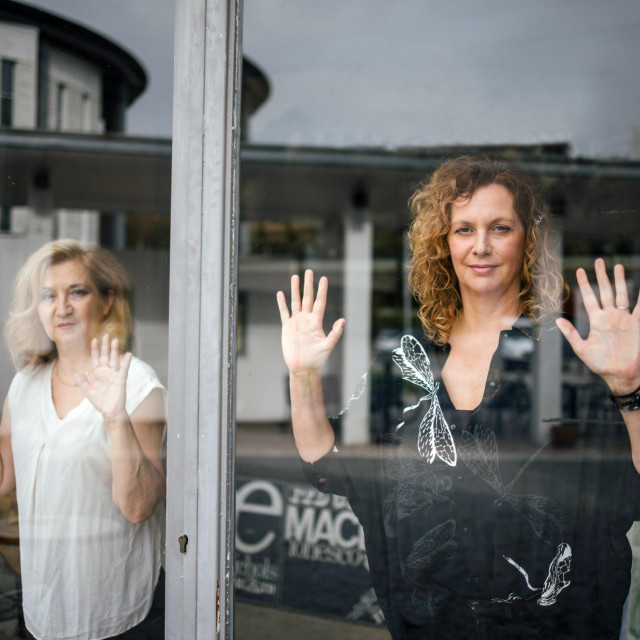 Nina Violic i Mirjana Dugandzija.