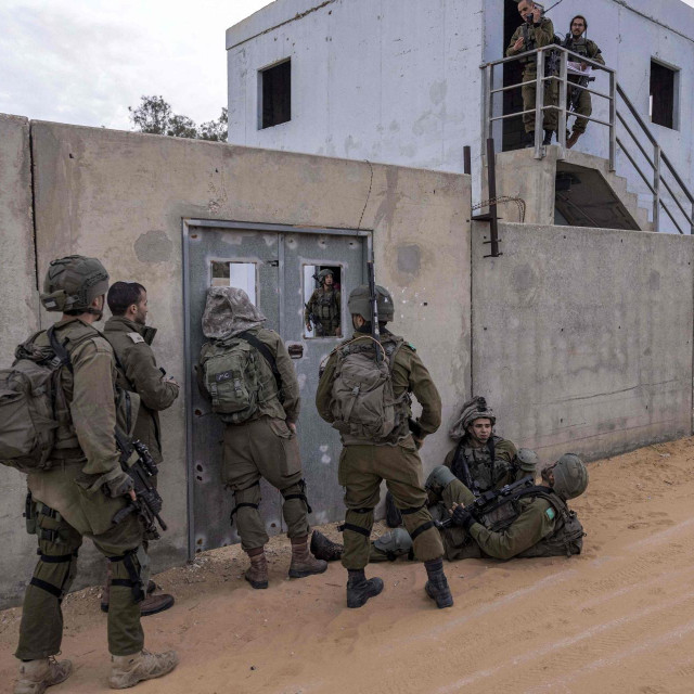 Izraelski vojnici snimljeni u siječnju ove godine u pustinji Negev. Negdje u tom području njihovi su daleki prethodnici 1949. počinili grozan zločin...