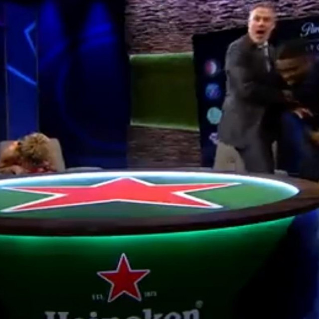 Šou u televizijskom studiju CBS-a