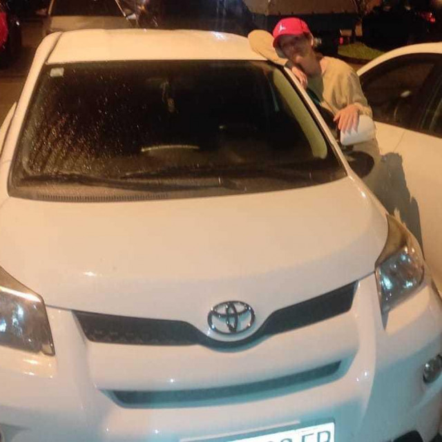 Mateja Šnajdar i Toyota Urban Cruiser koju su joj ukrali krajem rujna
