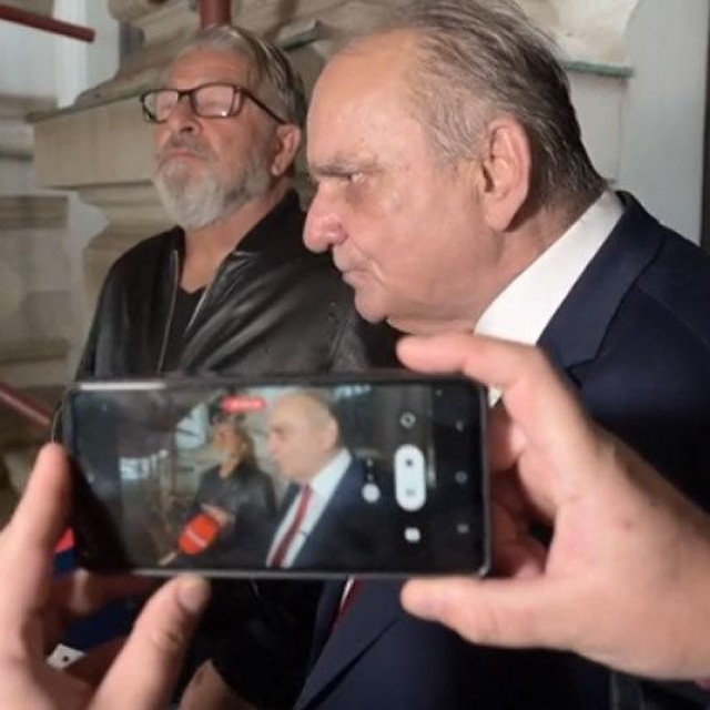 Branimir Glavaš ispred sudnice