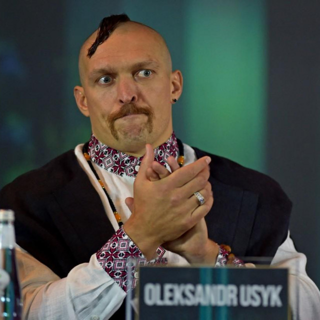  Oleksandr Usyk 