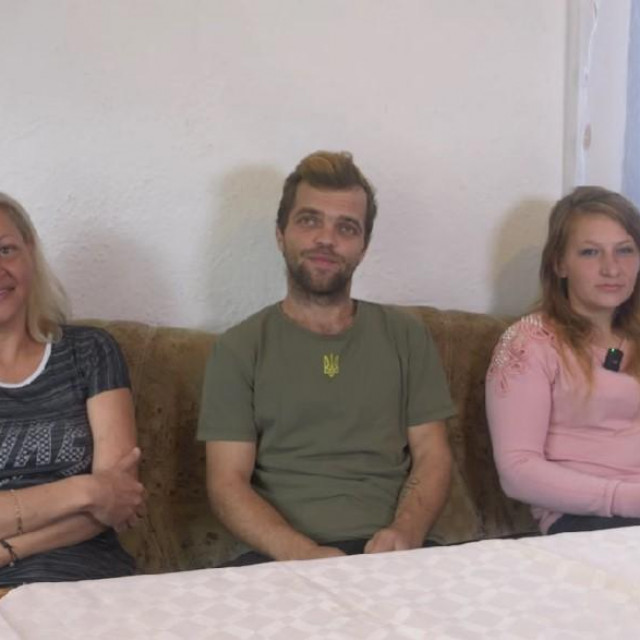 Elmedin Karić sa svoje dvije žene