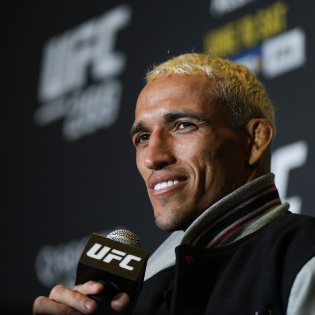 Charles Oliveira