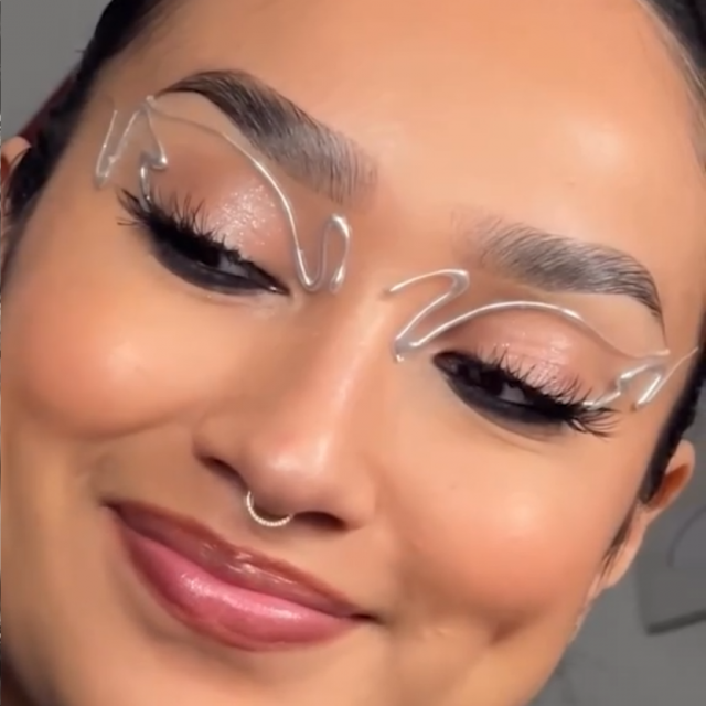 Make-up se sada može napraviti s glue-gunom?