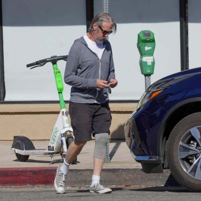 Alan Ruck, prvi put viđen nakon prometne nesreće 