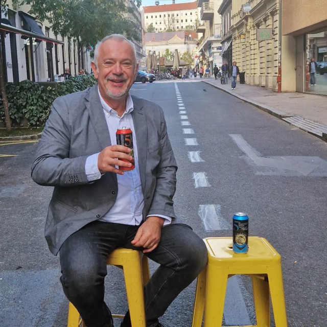 Šprajc prije pivo u Preradovićevoj ulici
