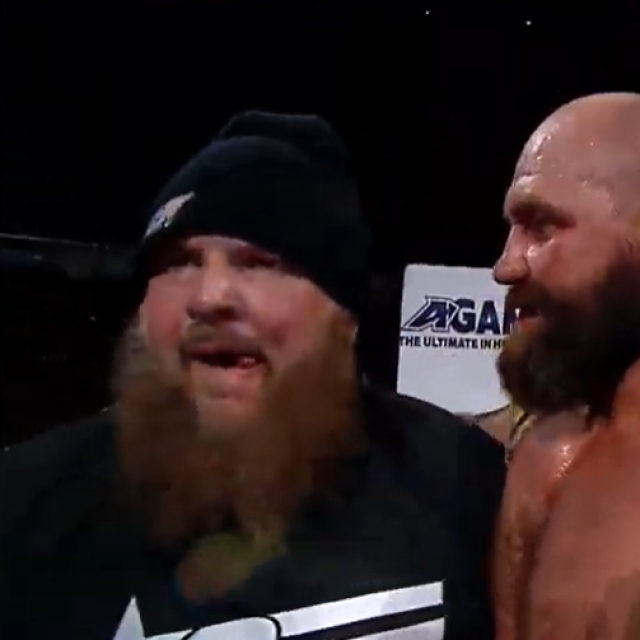 Roy Nelson (lijevo) i Alan Belcher (desno)