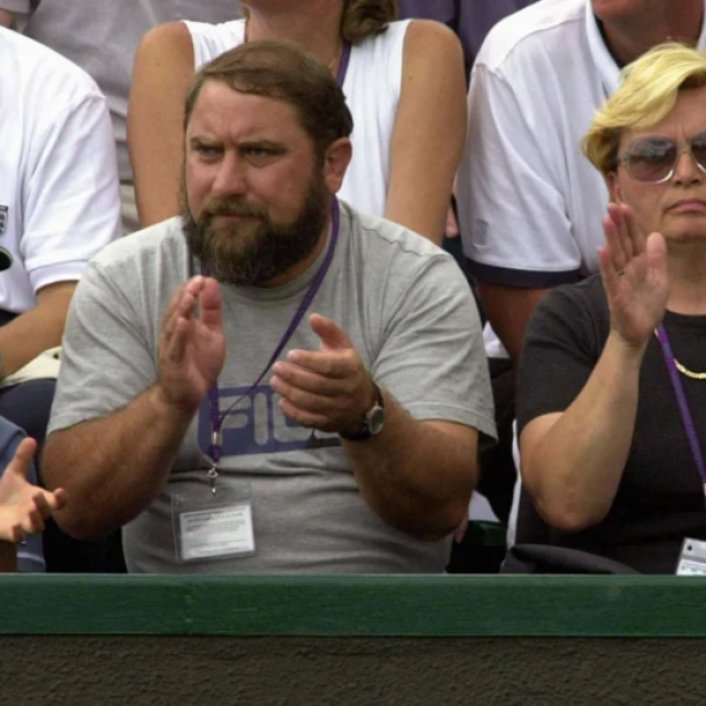 Brat Savo, otac Damir i majka Ljiljana Dokić u Wimbledonu 2000.