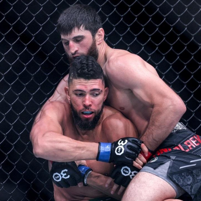 Magomed Ankalaev i Johnny Walker