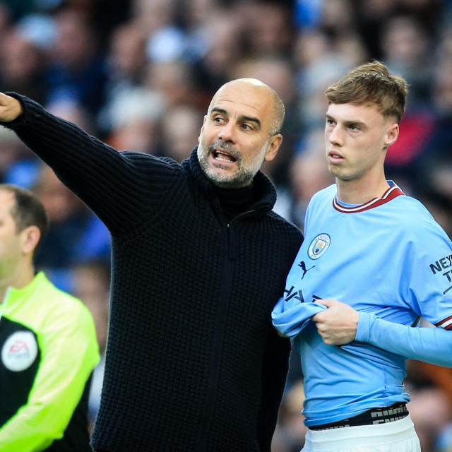 Pep Guardiola i Cole Palmer