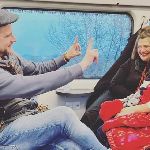 Redatelj Ivan Živković i Julijana Matanović s kćeri Magadalenom