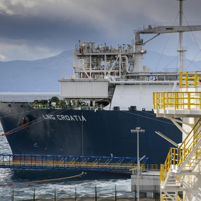 Brod LNG Croatia,preinaceni LNG tanker sa modulom za uplinjavanje