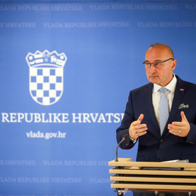 Gordan Grlić Radman