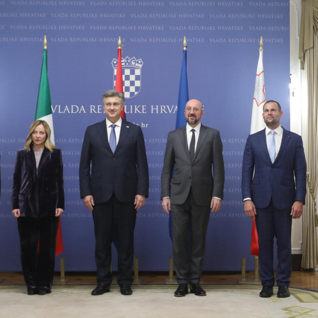 Mateusz Morawiecki, Giorgia Meloni, Andrej Plenković, Charles Michel, Robert Abela i Therese Blanchet
 