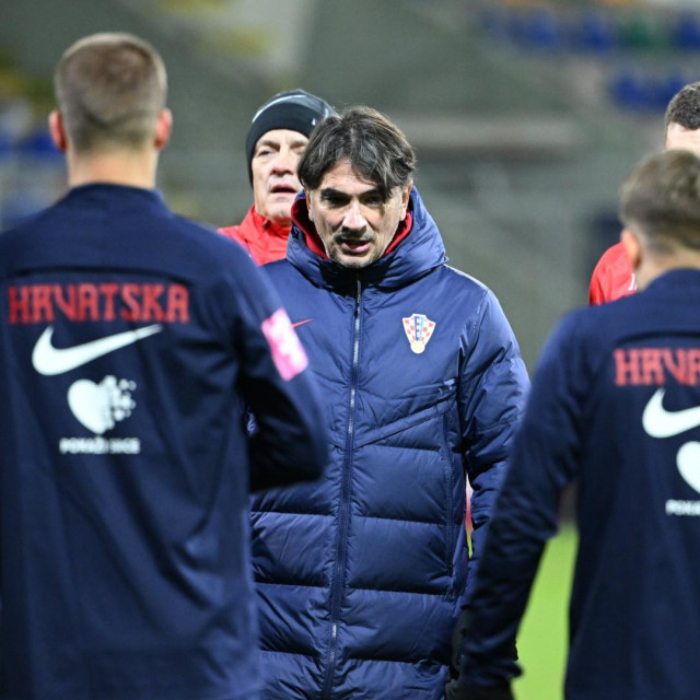 Zlatko Dalić i Vatreni na treningu u Rigi