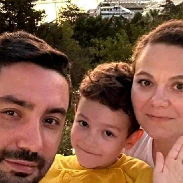 Aydin, Denis i Elena Sonmez