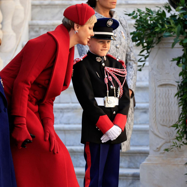 Princ Jacques je odjenuo vojnu odoru 