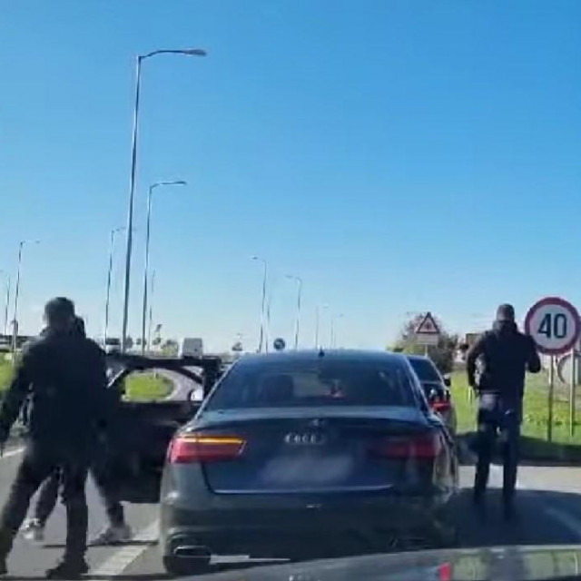 Snimka napada kraj Nuštra