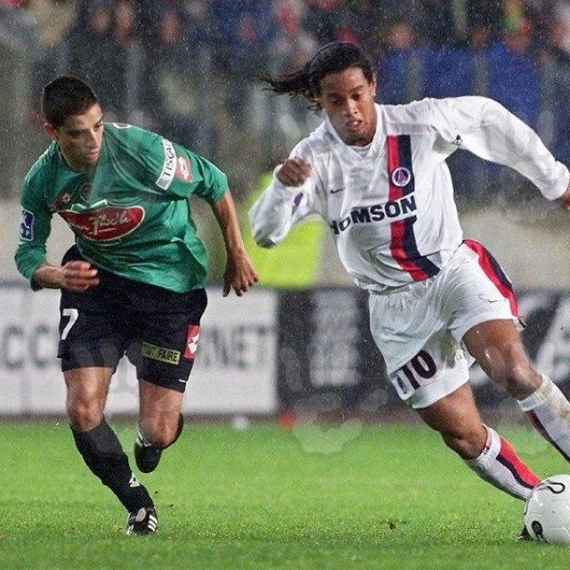 Ronaldinho i Tarik Oulida