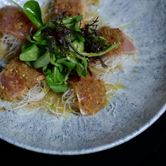 Otvorenje restorana Yezi