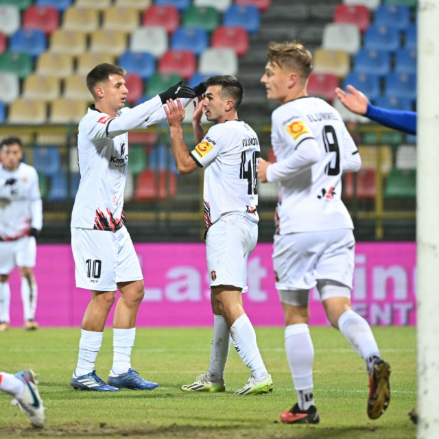  Jurica Pršir, Nikola Vujnović i Sven Blummel
 