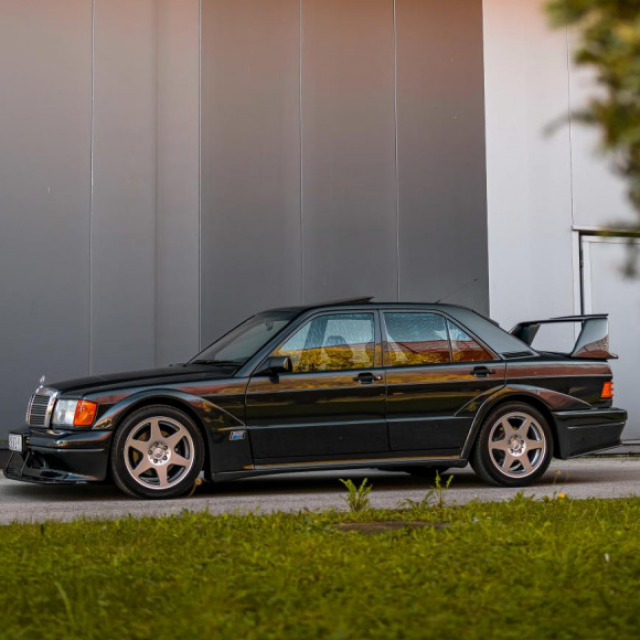 Originalni Mercedes 190 E 2.5-16 Evo II 1990., ilustracija