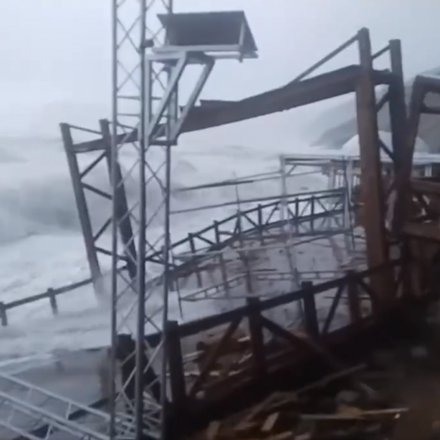 Oluja Bettina poharala je Krim u nedjelju