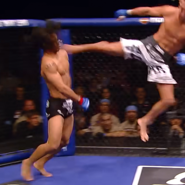 Benson Henderson (lijevo) i Anthony Pettis (desno)