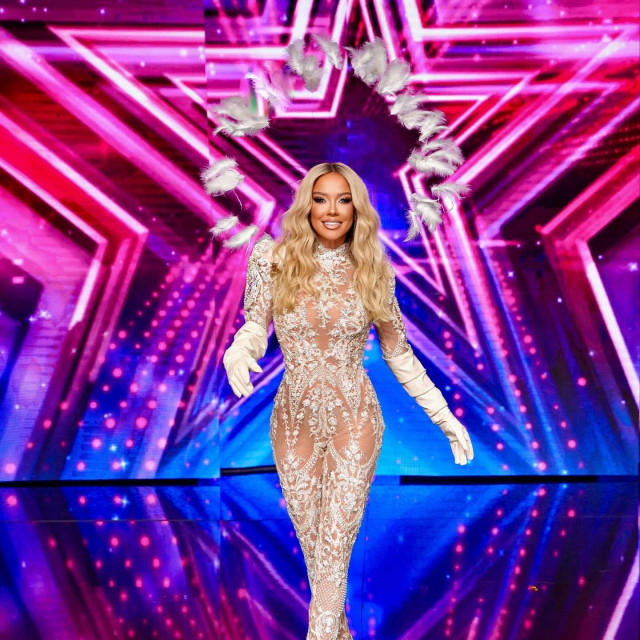 Maja Šuput u prvoj polufinalnoj emisiji Supertalenta