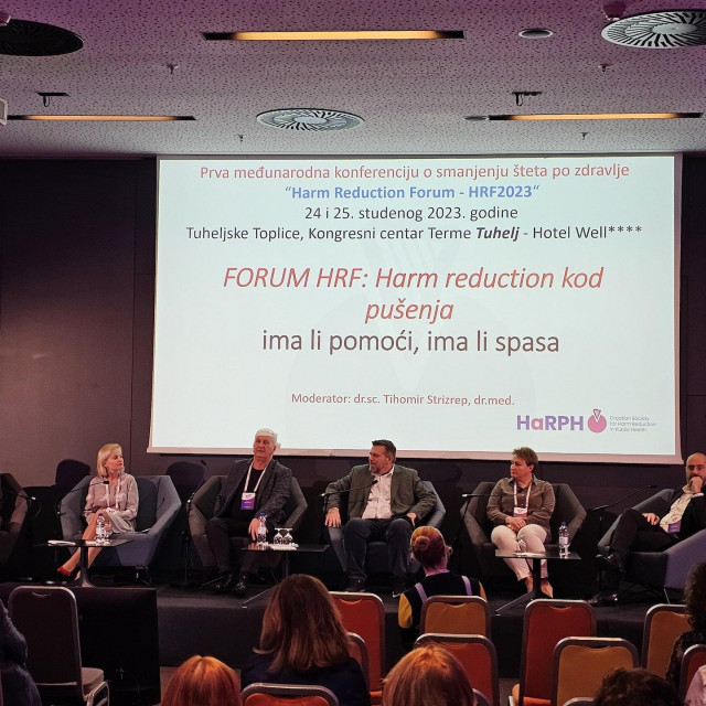 Panel ”Harm reduction kod pušenja – ima li pomoći, ima li spasa?” 