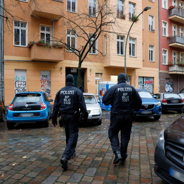 Obojici tinejdžera određen je pritvor. Niti jedan nije imenovan