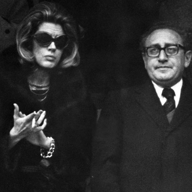 Henry Kissinger i njegova supruga Nancy 