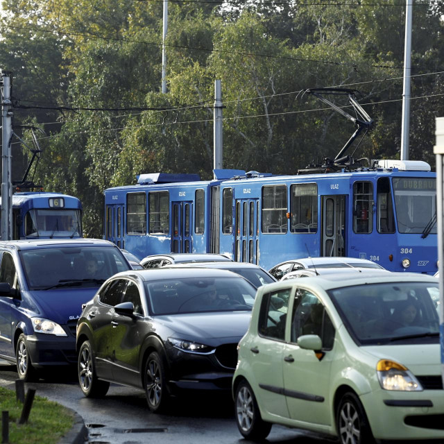 Gužva u prometu, ilustracija