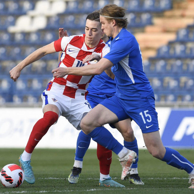 Luka Sučić i Ville Koski na kvalifikacijama za U-21 Euro, ožujak 2023.