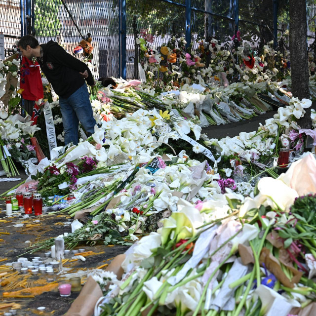 OŠ Ribnikar poslije tragedije