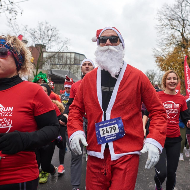Zaklada Advent Run