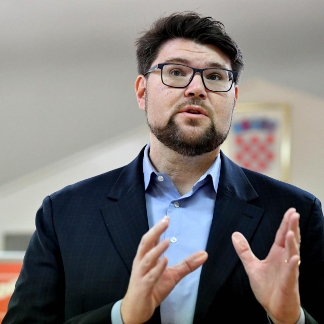 Peđa Grbin