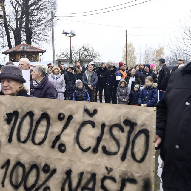 Prosvjed stanovnika zbog najave nove lokacije odlagališta otpada koja bi trebala biti u Resniku
