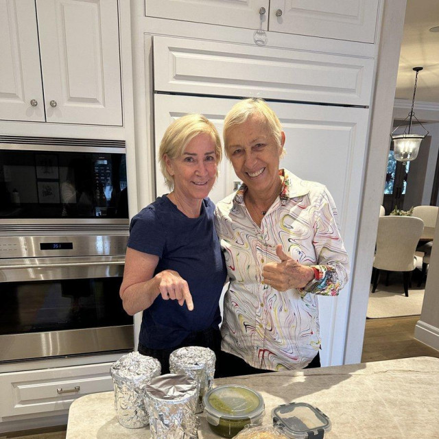 Teniske legende Martina Navratilova i Chris Evert