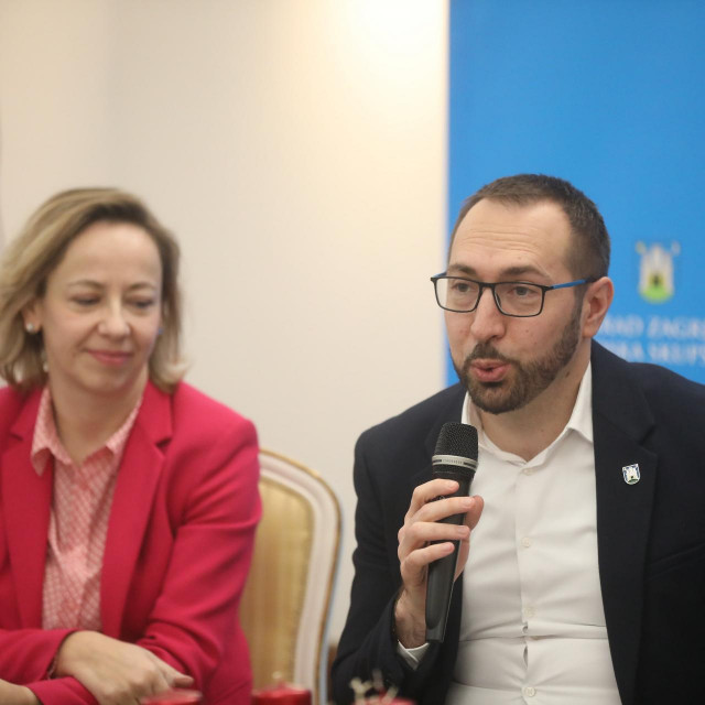 Danijela Dolenec i Tomislav Tomašević