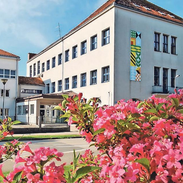 
Privedeni su učenici 3. razreda srednje Graditeljske škole u Varaždinu