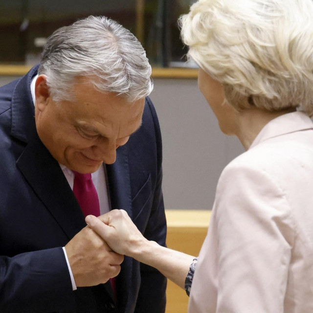 Viktor Orban i Ursula von der Leyen, fotografija iz listopada 2023.