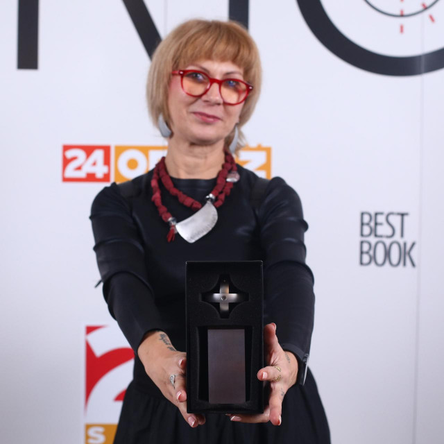 Dodjela godisnje knjizevne nagrade Fric u Hrvatskom drzavnom arhivu, dobitnica Ivana Šojat

 