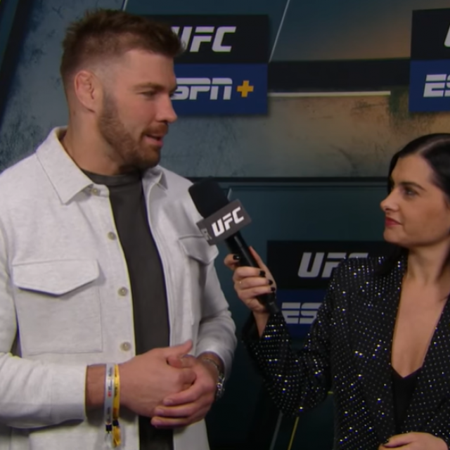 Dricus Du Plessis (lijevo) i Megan Olivi (desno)