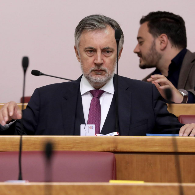 Miroslav Škoro